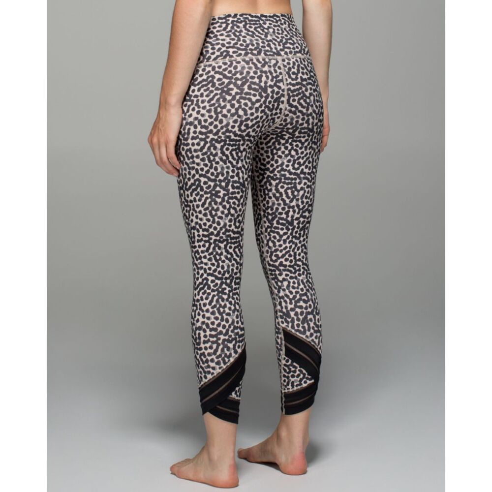 Lululemon High Times Pant *Wrap Mesh Animal Print Like Athleisure Womens 4